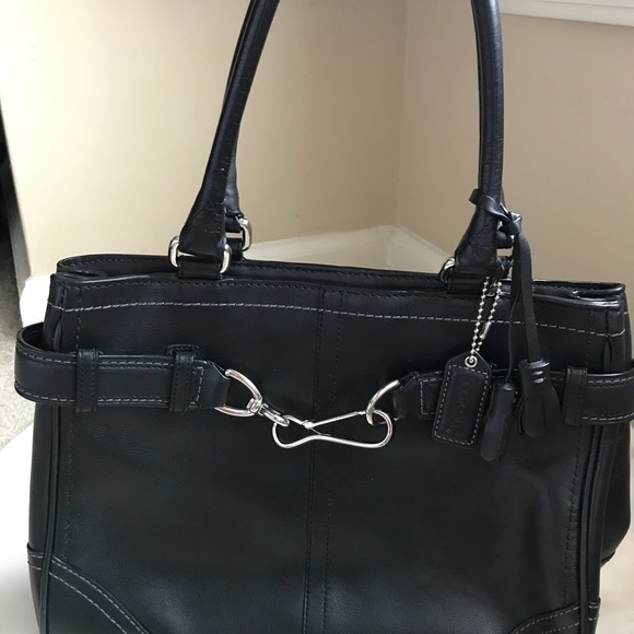 COACH Hampton Black leather Tote bag - Picture 4 of 7